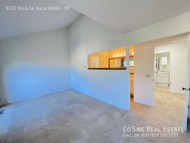 Building Photo - 8722 Villa La Jolla Dr