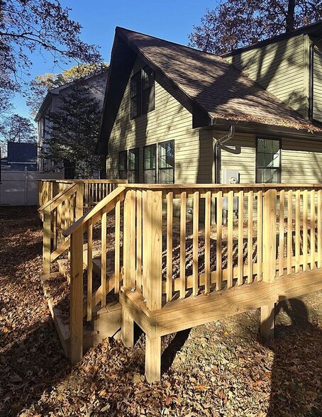 Building Photo - 22828 Sycamore Dr