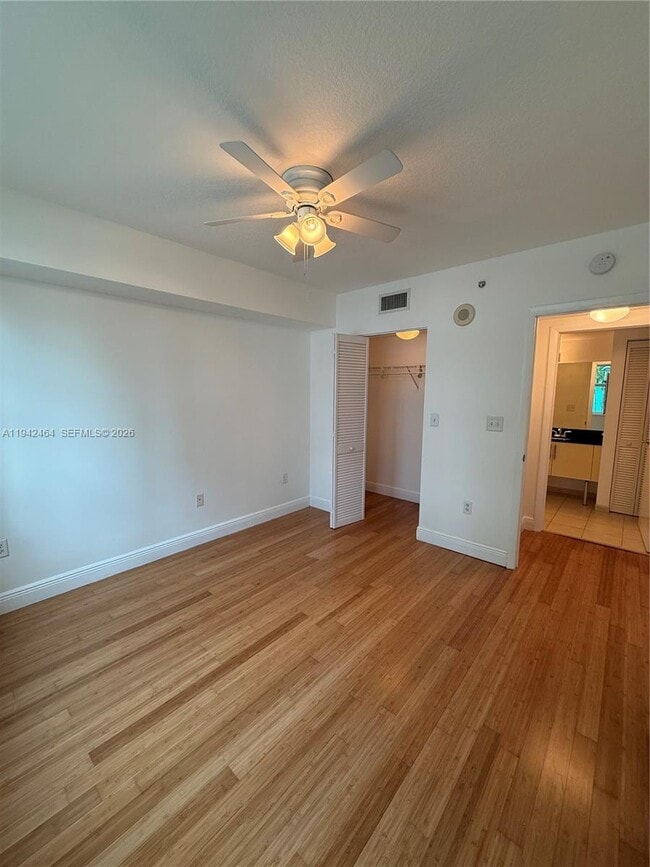 Building Photo - 31 SE 5th St