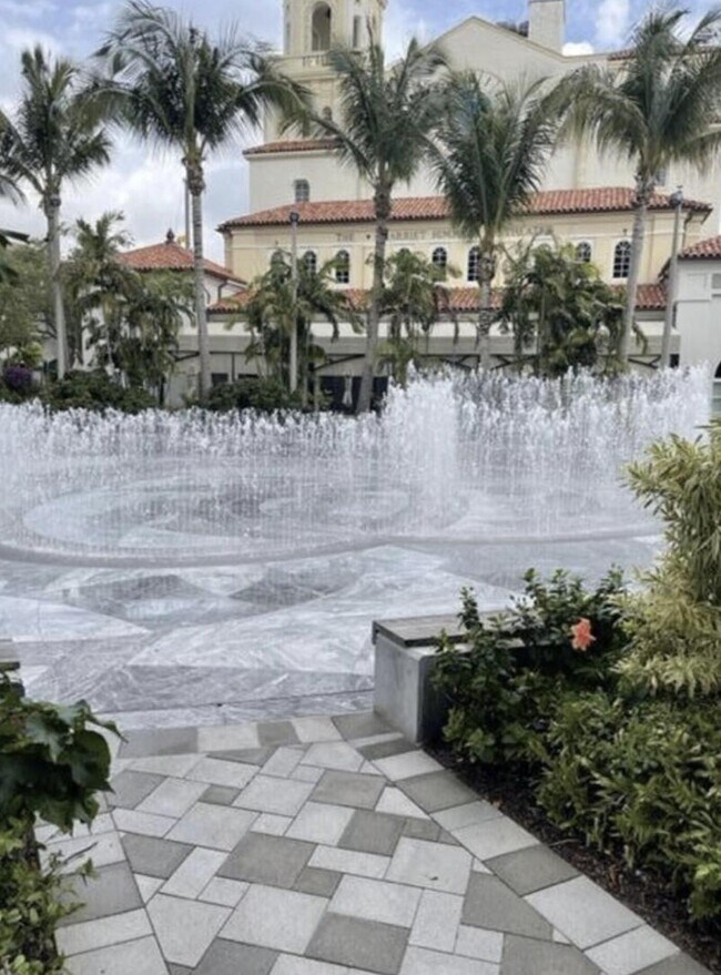 Building Photo - 3636 Whitehall Dr