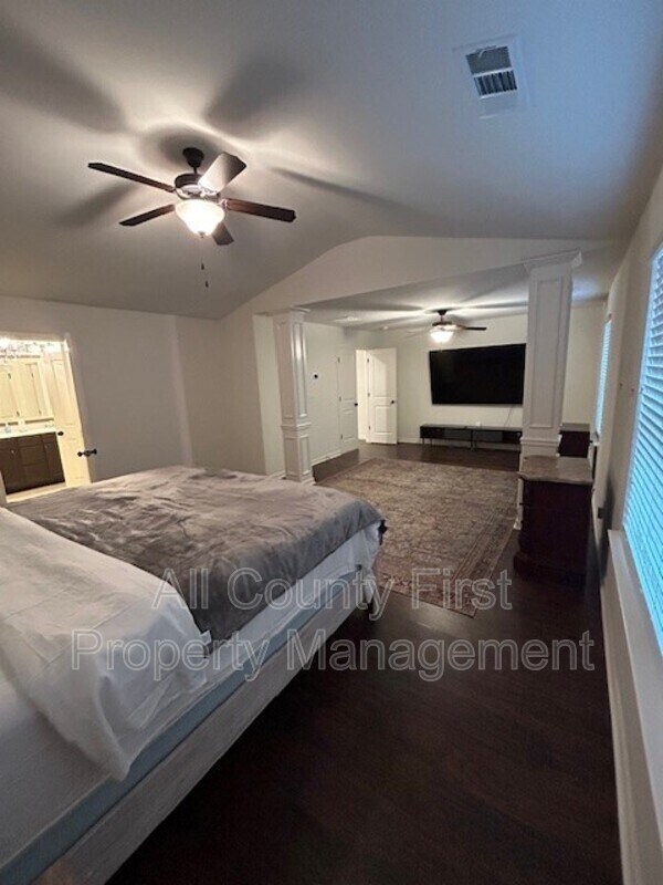 Building Photo - 2662 Stonekey Bend