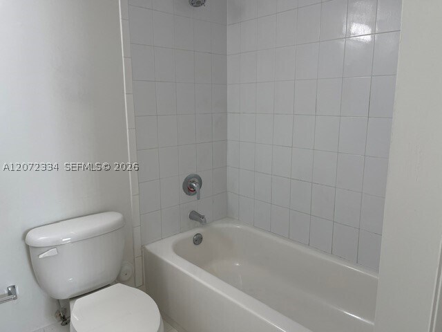 Building Photo - 420 SW 12th St