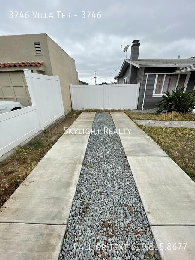 Building Photo - 3746 Villa Terrace