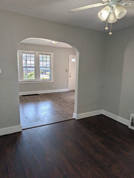 Building Photo - 1732 Fairfax Rd
