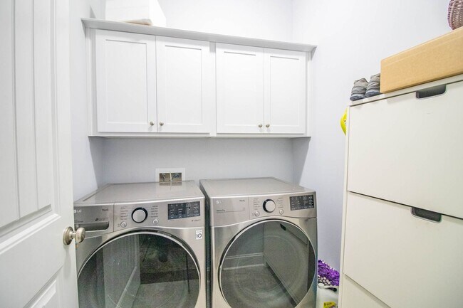 Building Photo - Savannah Quarters furnished Rental