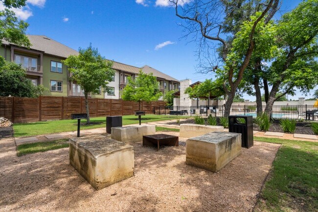 Building Photo - 13615 Terrett Trce