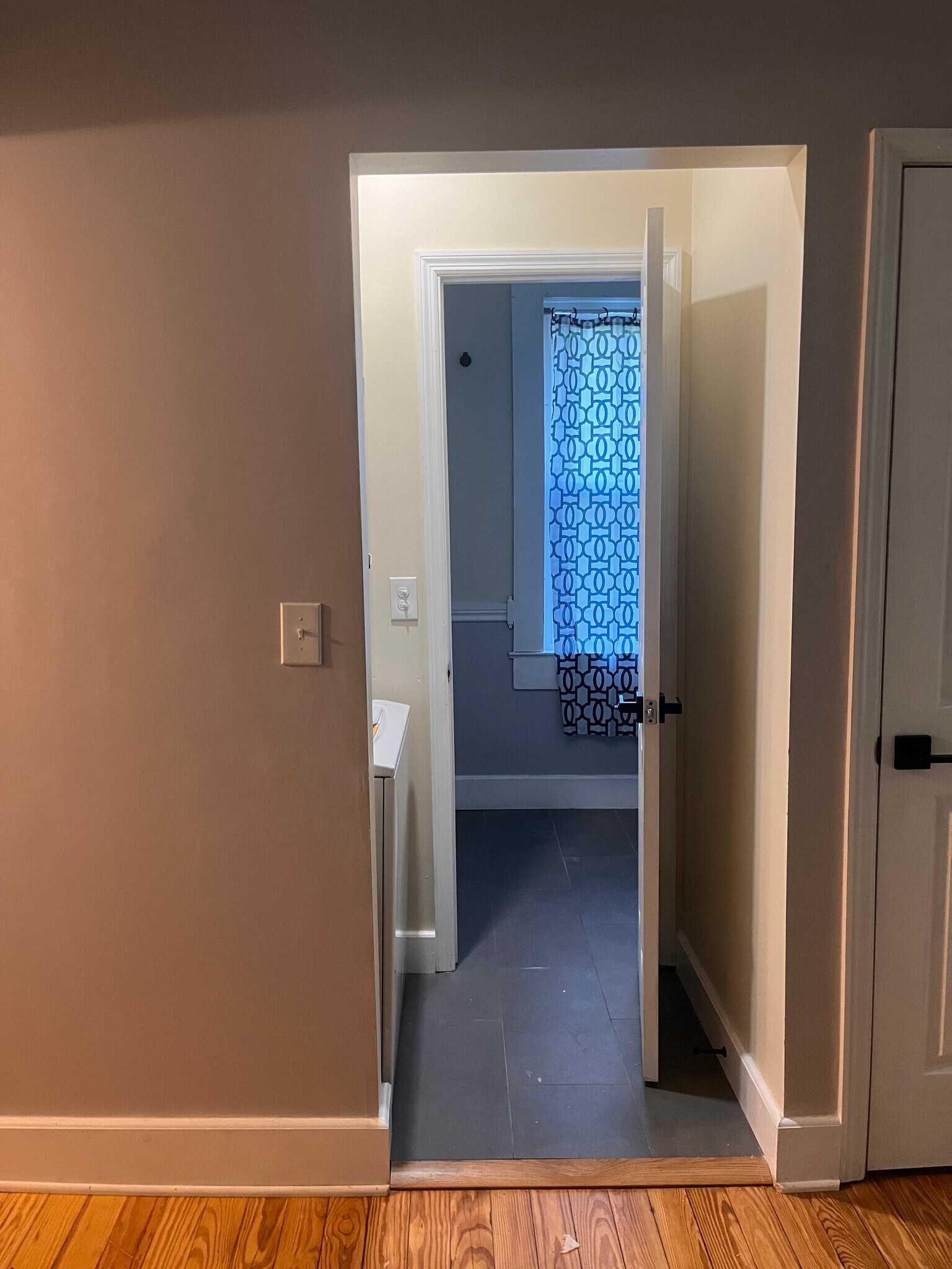 Building Photo - 274 N Rocksprings St