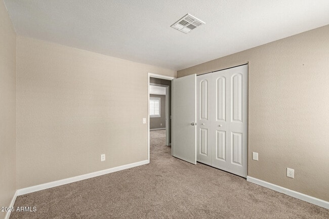 Building Photo - 1512 West Mariposa Dr