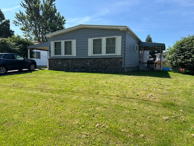 Building Photo - 115 Lane 101b Crooked Lk
