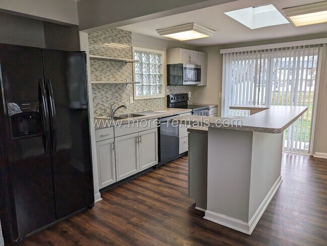 Building Photo - Remodeled house in Reynoldsburg (Groveport...