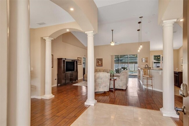 Building Photo - 1 Wavering Pl
