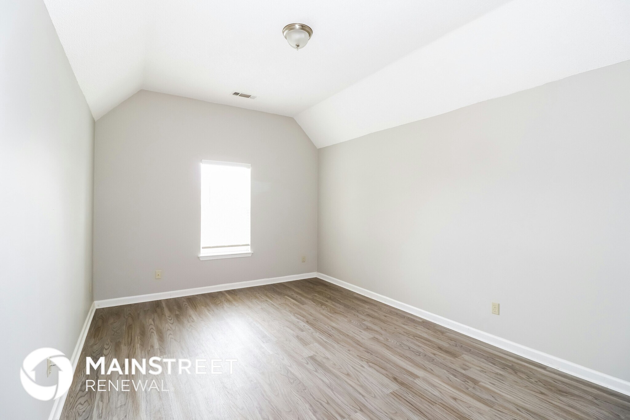 Building Photo - 5536 Terri Lynn Cove