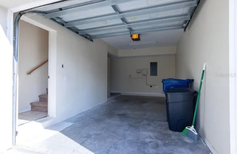 Building Photo - 7661 Sweetbay Cir