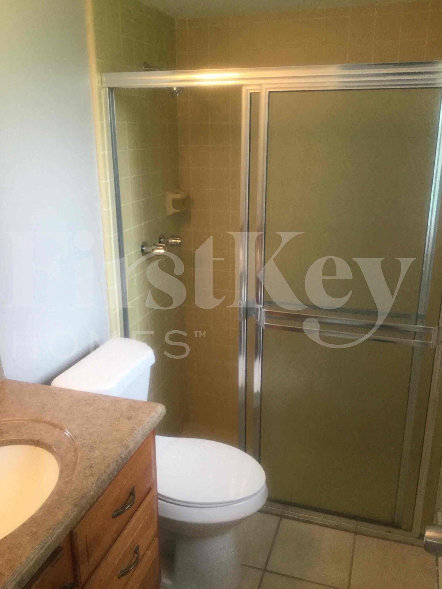 Building Photo - 202 SW Reynolds Ave