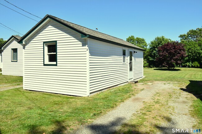Building Photo - 37 Dudley Ln