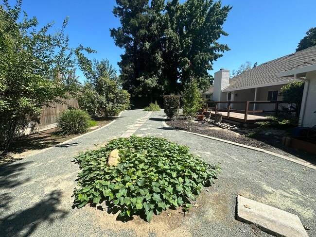 Building Photo - 2601 Bardolino Ln