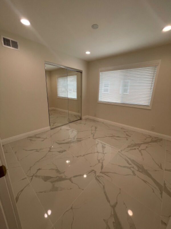 Building Photo - 1521 W Cerritos Ave