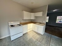 Building Photo - 1507 6th St