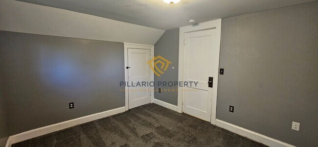 Building Photo - 44-46 S Ewing St