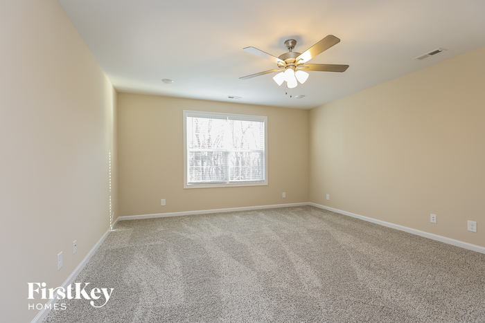 Building Photo - 1061 Brightwood Ct