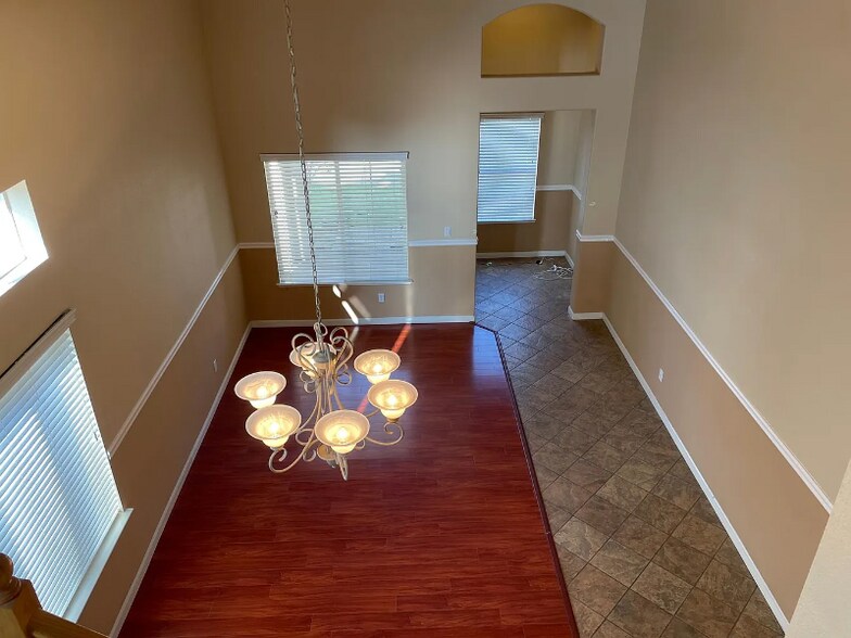 Building Photo - 9649 Anton Oaks Way