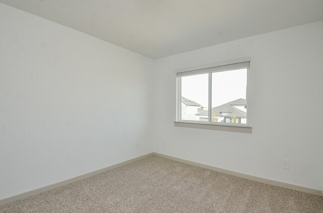 Building Photo - 29203 Pikes Peak Dr