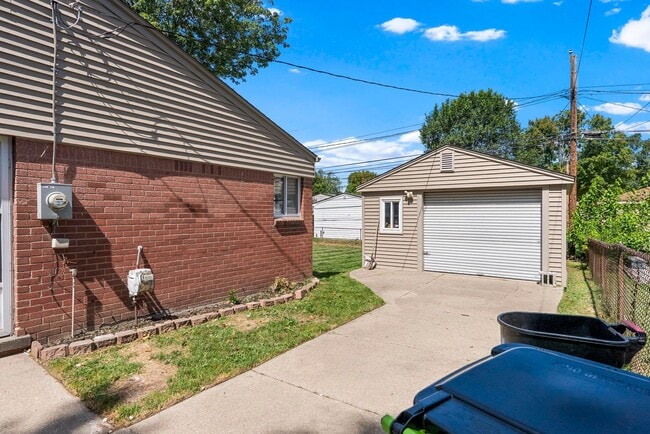 Building Photo - 1257 Jerry Ave