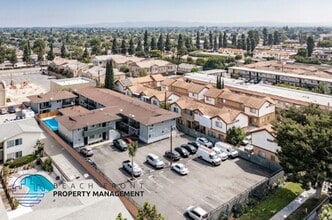 Building Photo - 11037 E. Ferina St.