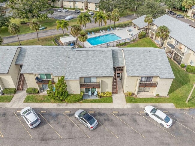 Building Photo - 4215 E Bay Dr