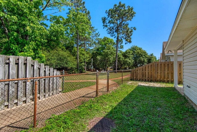 Building Photo - "Charming 3-Bedroom Home in Shalimar!"