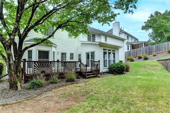 Building Photo - 10665 Wren Ridge Rd