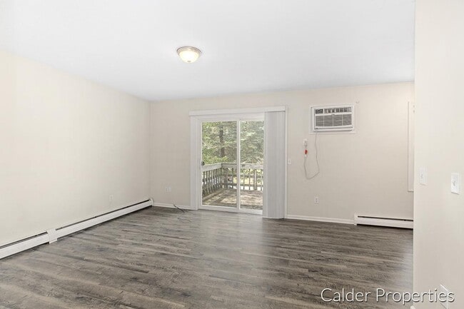 Primary Photo - 2940 Vineland Ave SE