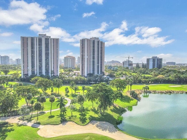 Building Photo - 20301 W Country Club Dr