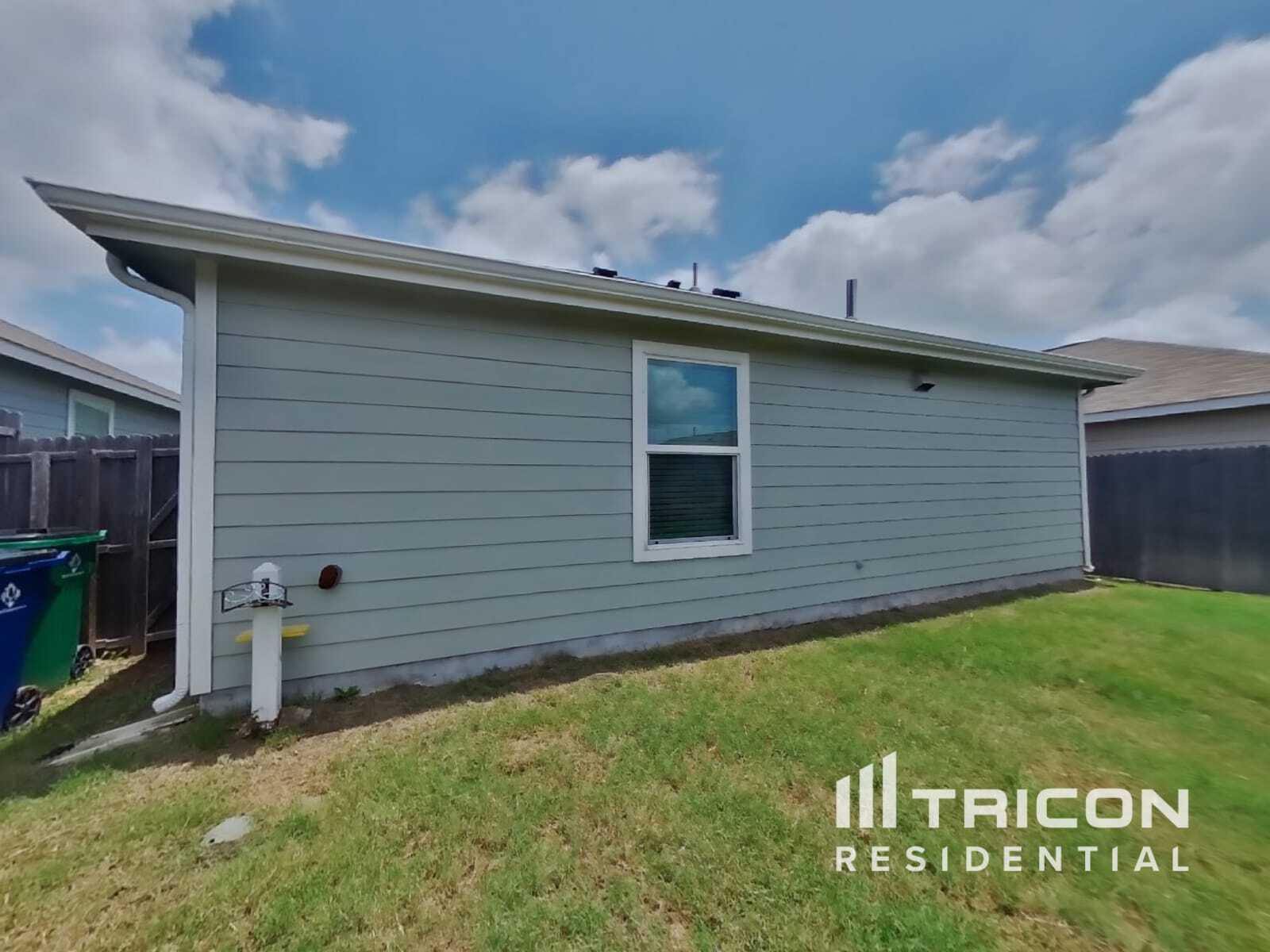 Building Photo - 1617 Daunton Dr