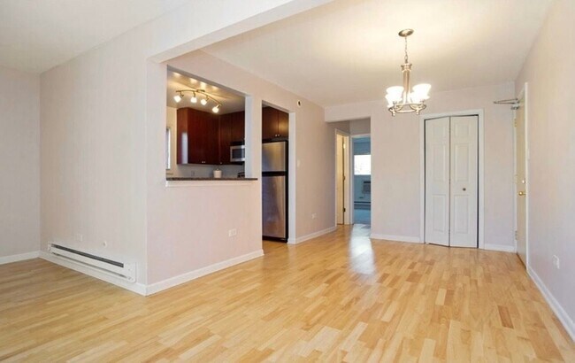 Building Photo - 425 Osage Ln
