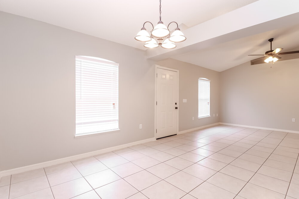 Building Photo - 1932 Peridot Cir