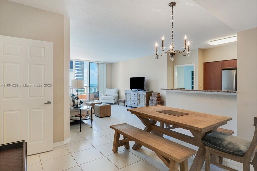 Building Photo - 2080 S Ocean Dr