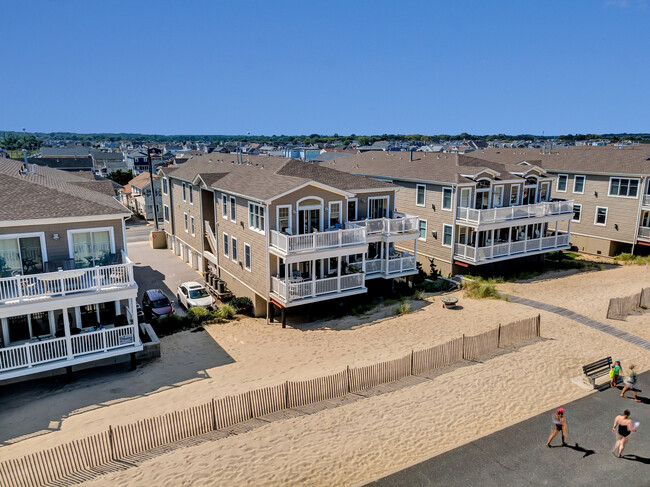 Building Photo - 239 Beach Front