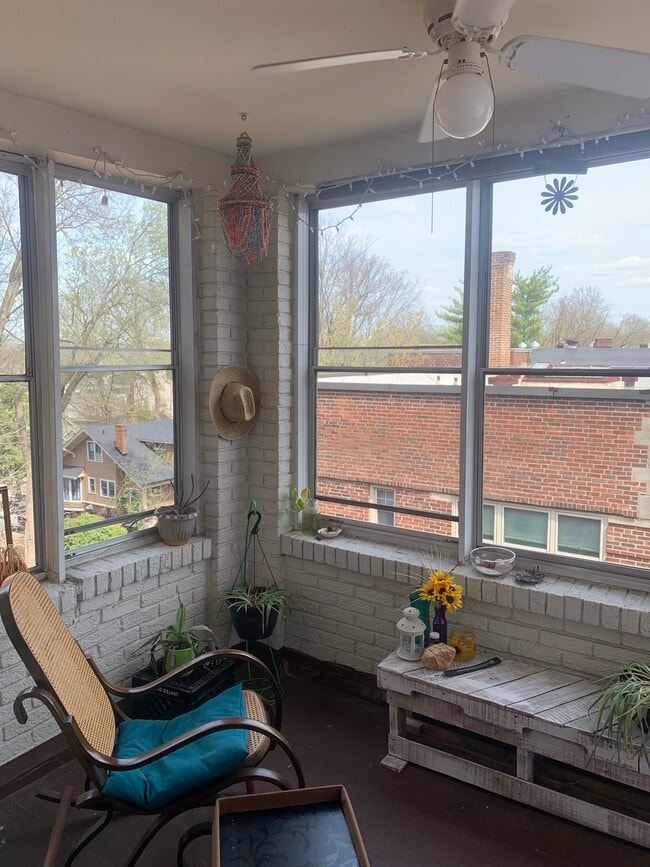 Building Photo - 2558 Madison Rd