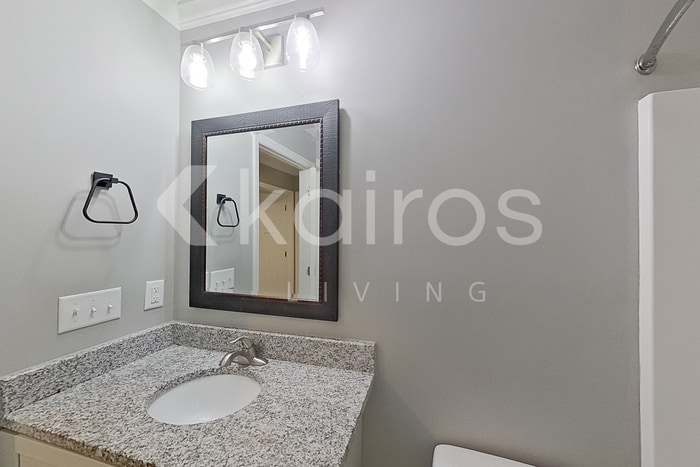 Building Photo - 117 Old Orchard Rd