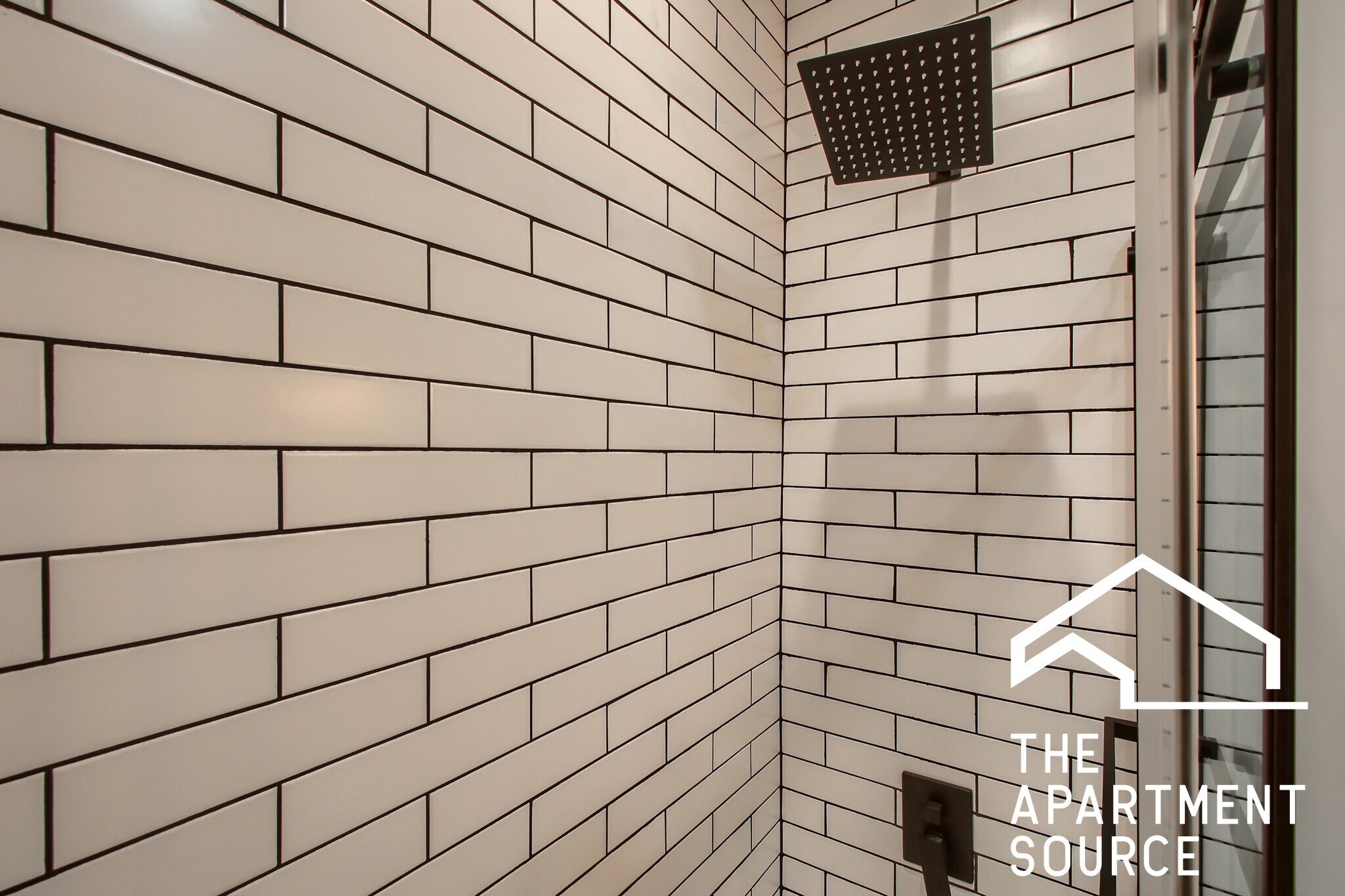 Building Photo - 1452 W Irving Park Rd