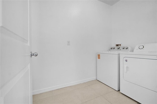 Building Photo - 171 Lazy Willow Dr