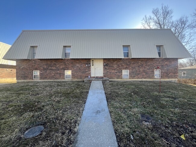 Building Photo - 511 Laurel St