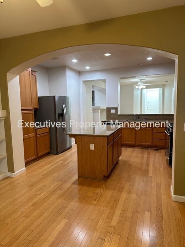 Building Photo - 1263 Orion Ct