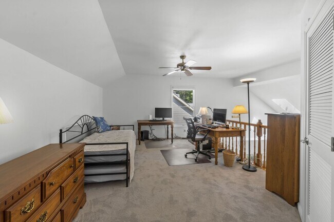 Building Photo - Updated home in Heritage Harbour available...