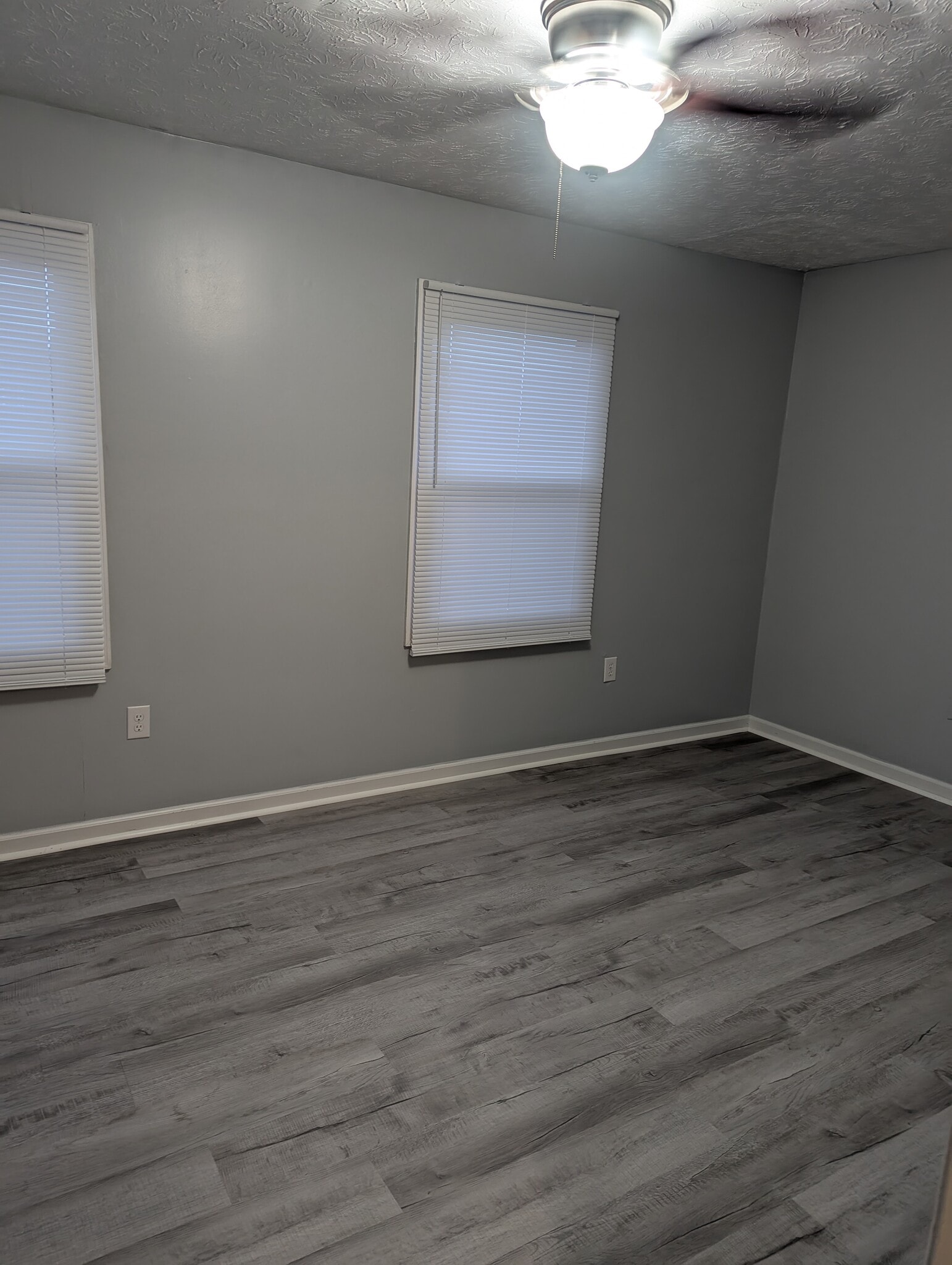 Bedroom 1 - 1075 Raintree Dr