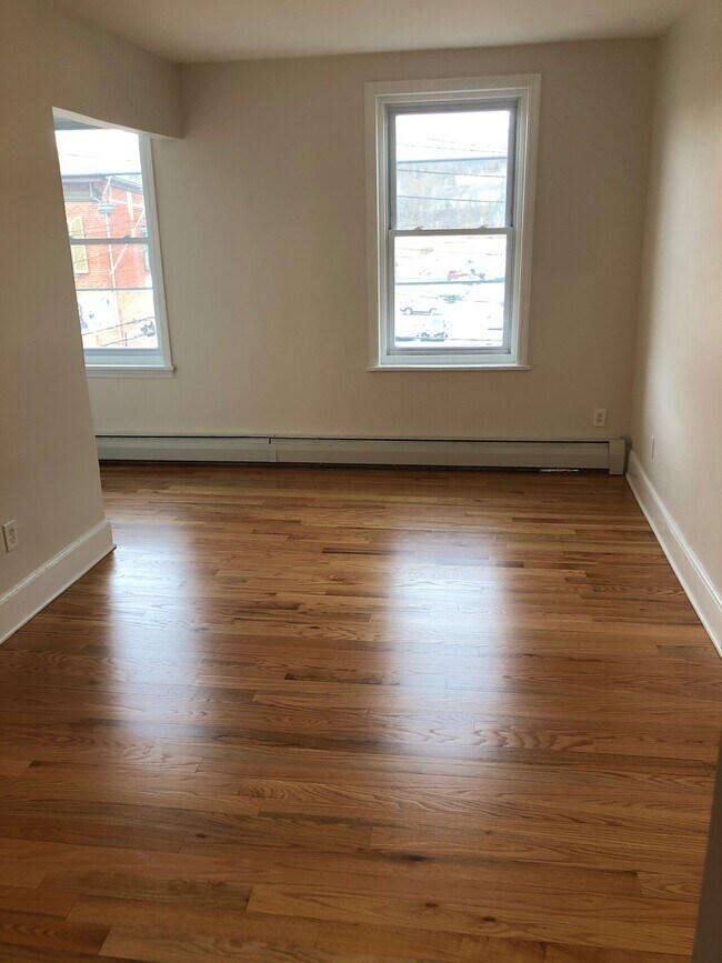 Building Photo - 55 Hudson
