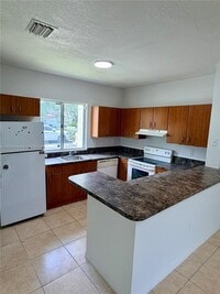 Building Photo - 20421 NW 15th Ave