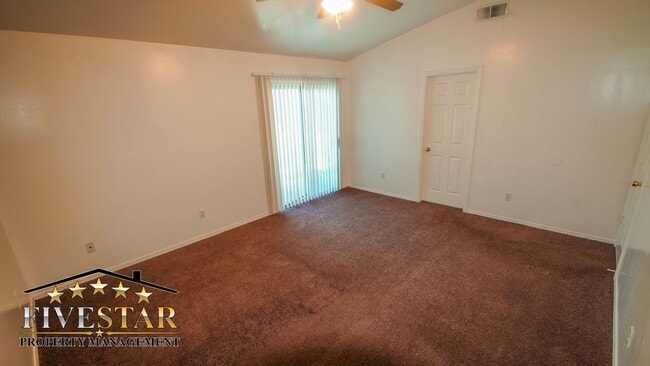 Building Photo - 5311 Sunbird Ct