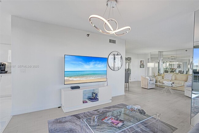 Building Photo - 3400 NE 192 St